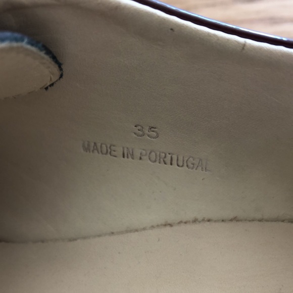 Excellent condition burgundy patent shoes - Picture 3 of 5